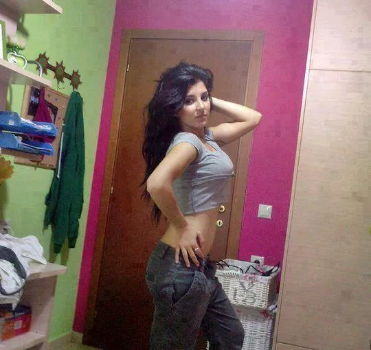 Get Genuine and Trustworthy Girlfriend Experience (GFE) with Badaun Young Call Girl