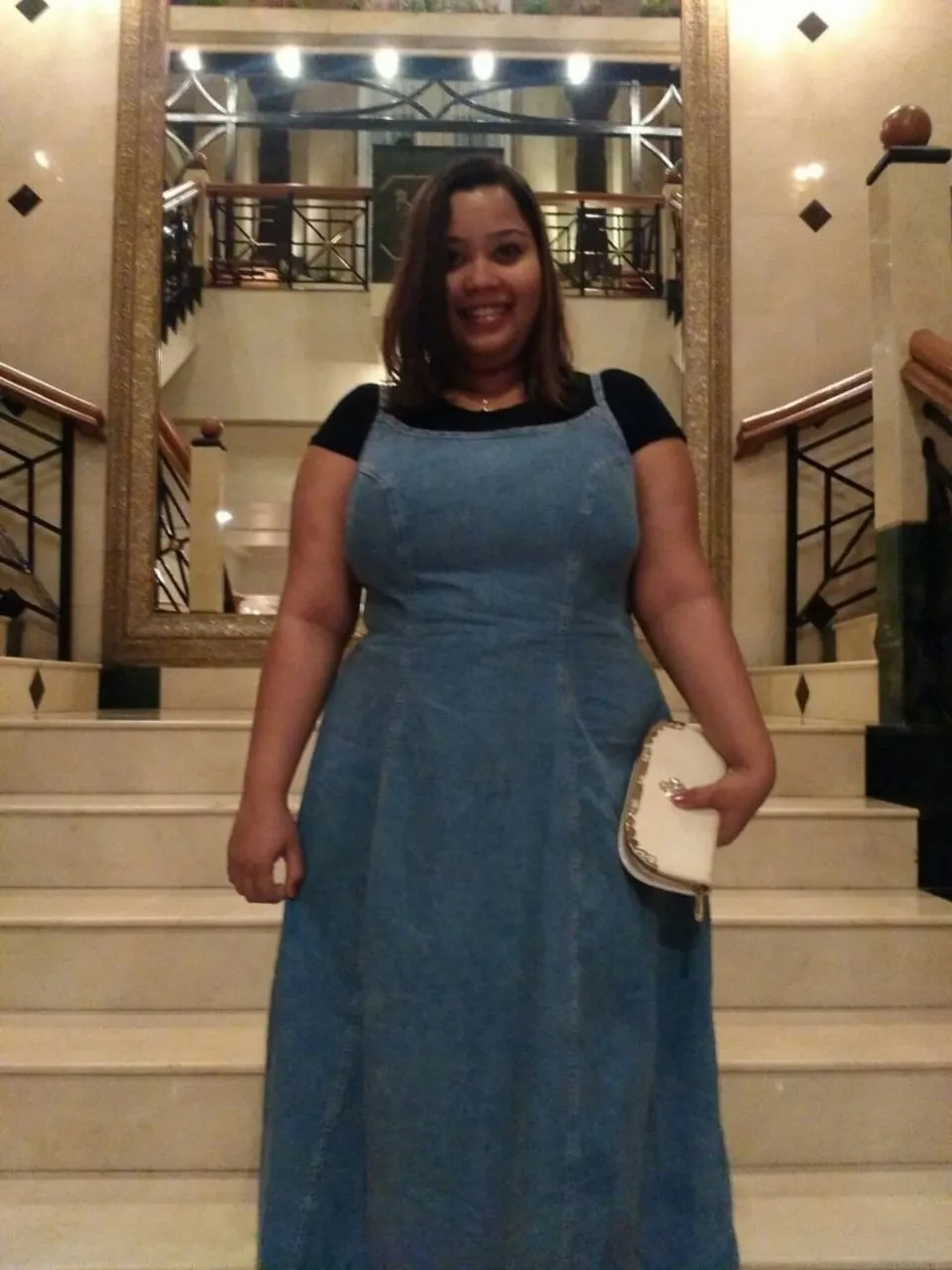 Book Appointment for A Huge Body Mature Call Girl in Ahmedabad
