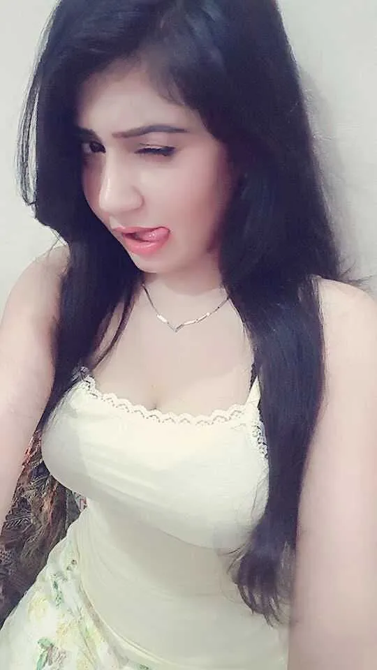 Dive into pure passion with sexy dating call girl in Ranchi