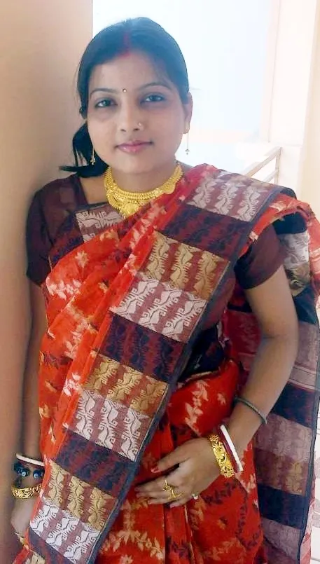 Book Ranchi Housewife and Aunty Call Girl for Group Sex