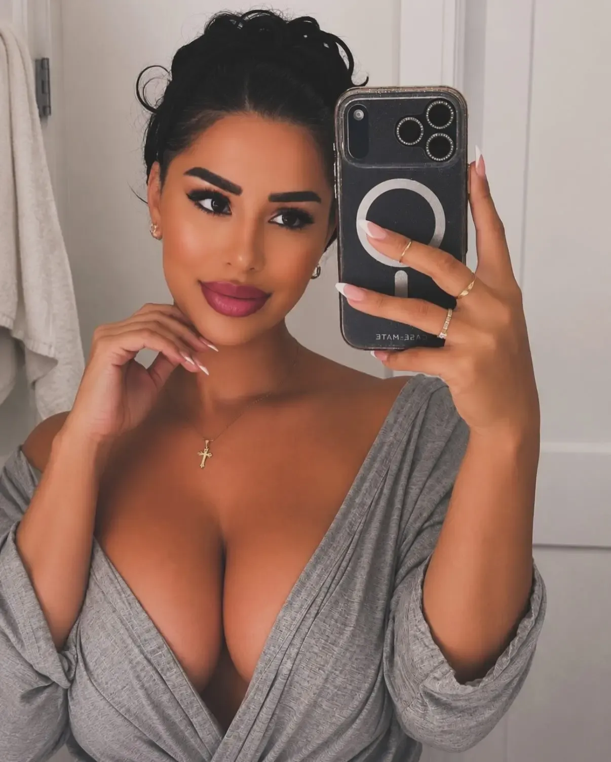 Book Model Call Girl in Guwahati for Private Experience