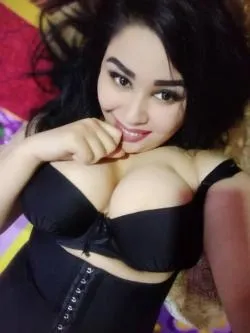 Come and experience new sensations in bed with a hot reputable call girl in Guwahati