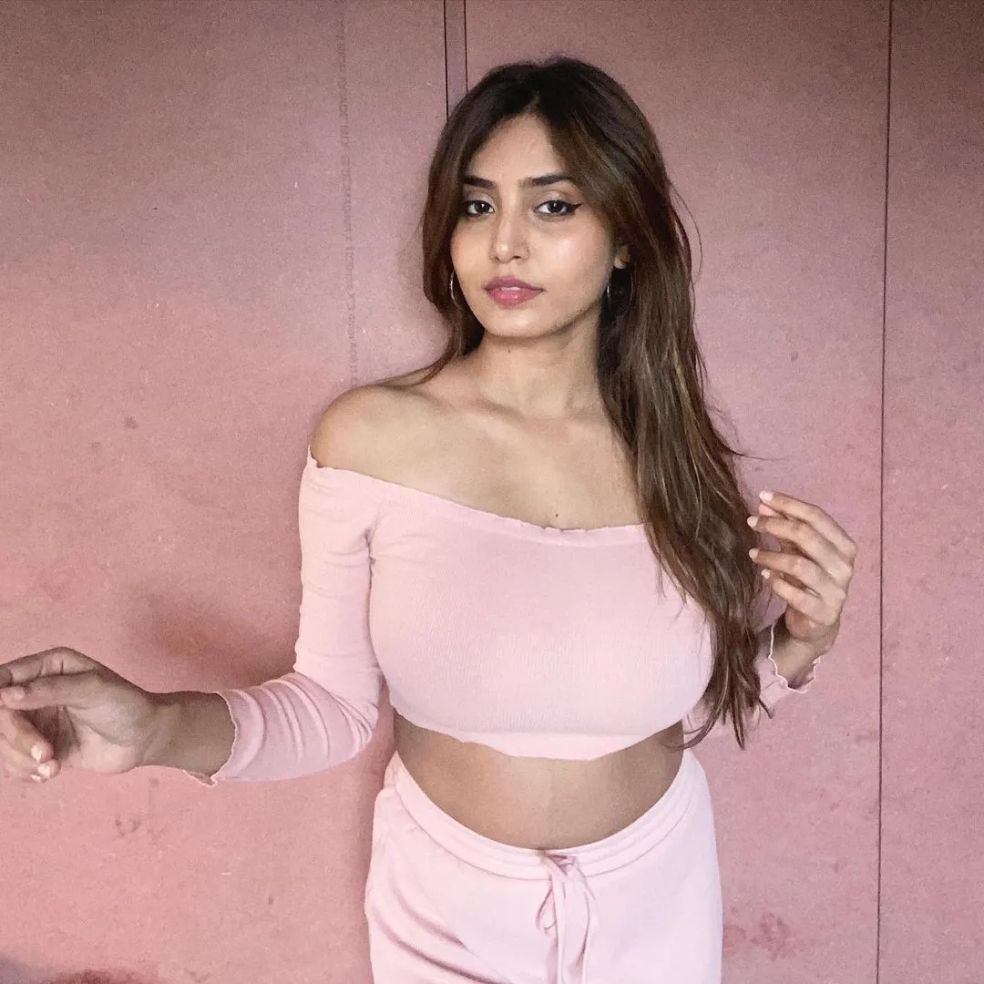 Top Rated Royal Escort Girl in Bhilai Available at Low Rates