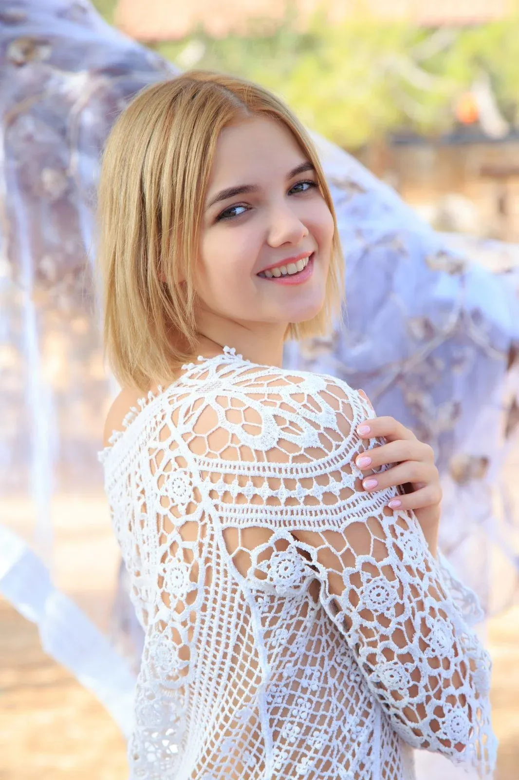 Slim Young Russian Escort Girl Provides Top Class Service in Delhi with 100% Satisfaction