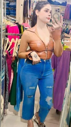 Safe And Secure Hotel Call Girl in Etah Available with Cash Payment Facility