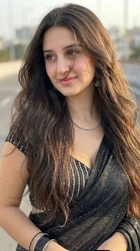 Newly Married Call Girls in Faridabad For Genuine Cash Payment Service
