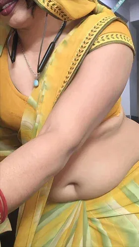 Curvy Bhabi Call Girl in Hardoi Available with Cash Payment