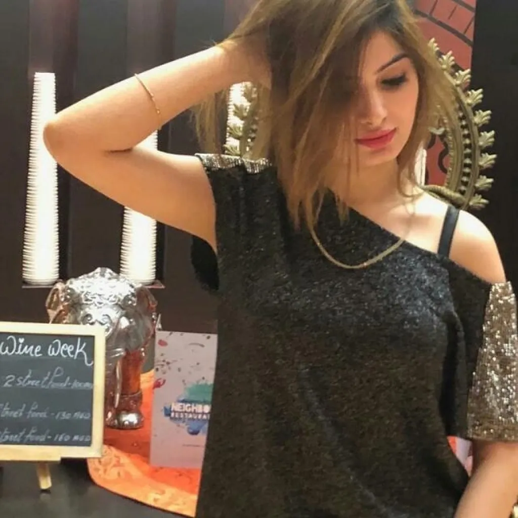 Dreamy Jhansi Young Escorts For Dark Fantasies Anytime Anywhere