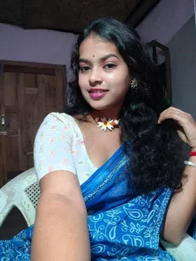 Glitzy Celebrity Call Girl in Lonavala Safe And Secure Services