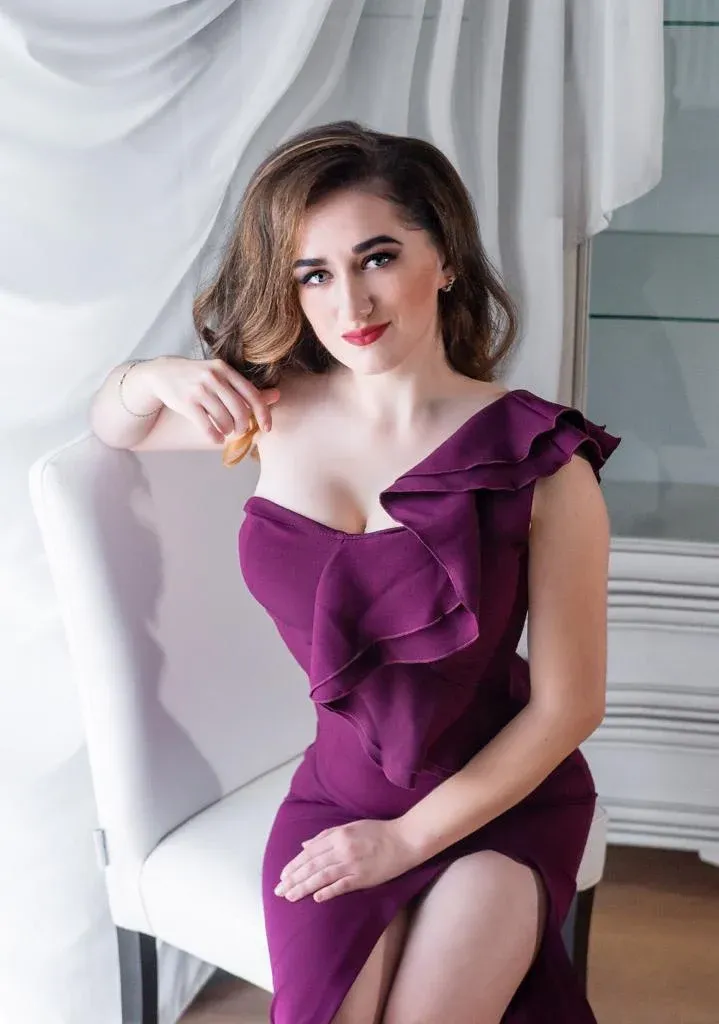 Premium Mandi Russian Call Girl for Unlimited Enjoyment