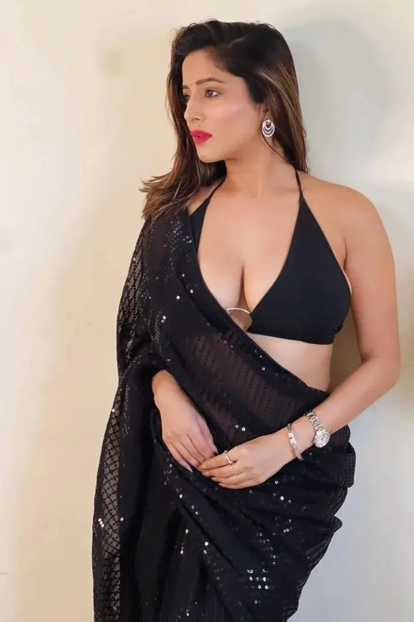 100% Genuine Escort Service for Sexual Pleasure in Mandi