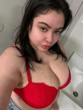 Premium High Profile Escort Girl in Manipur Take Extreme Drive in Bed