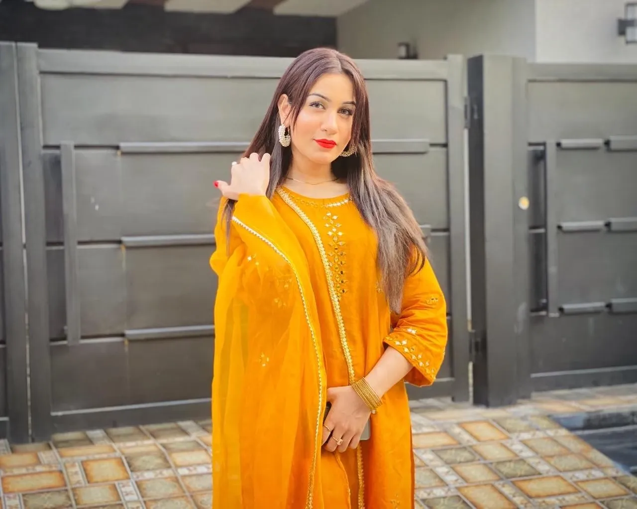 High-Class Escort Girl in Almora Guaranteed Unlimited Enjoyment