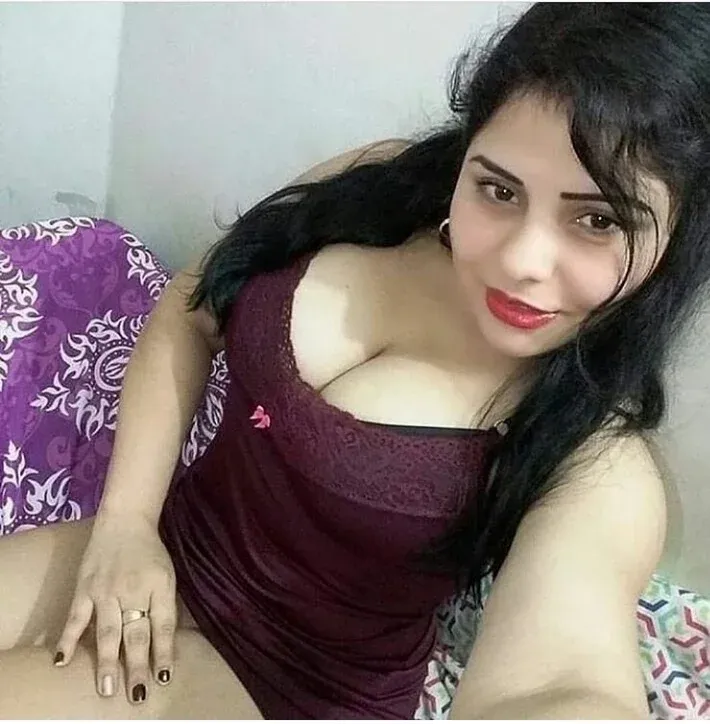 Beautiful curvy funny and naughty massage call girl in Panjim