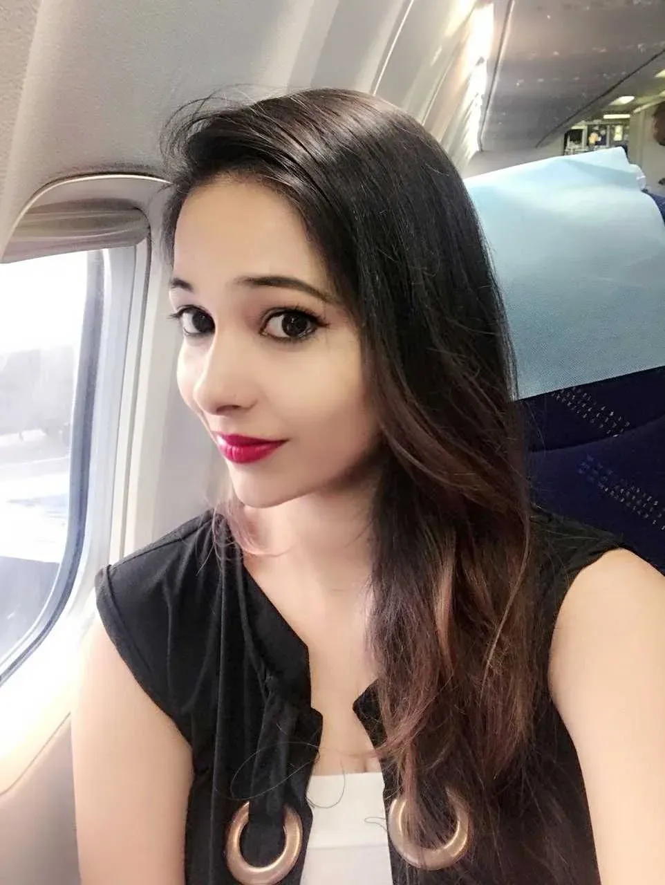 Top Class Actress Escorts in Pondicherry Giving Couple Friendly Service