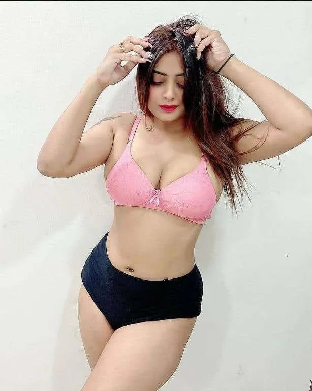 Artistically Stunning VIP Escort Girl in Rajkot Get Huge Discount on Booking