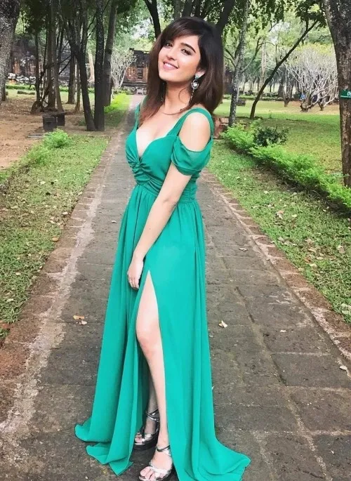Independent College Call Girls in Shivpuri Give Trusted Escorts for Elite Experiences