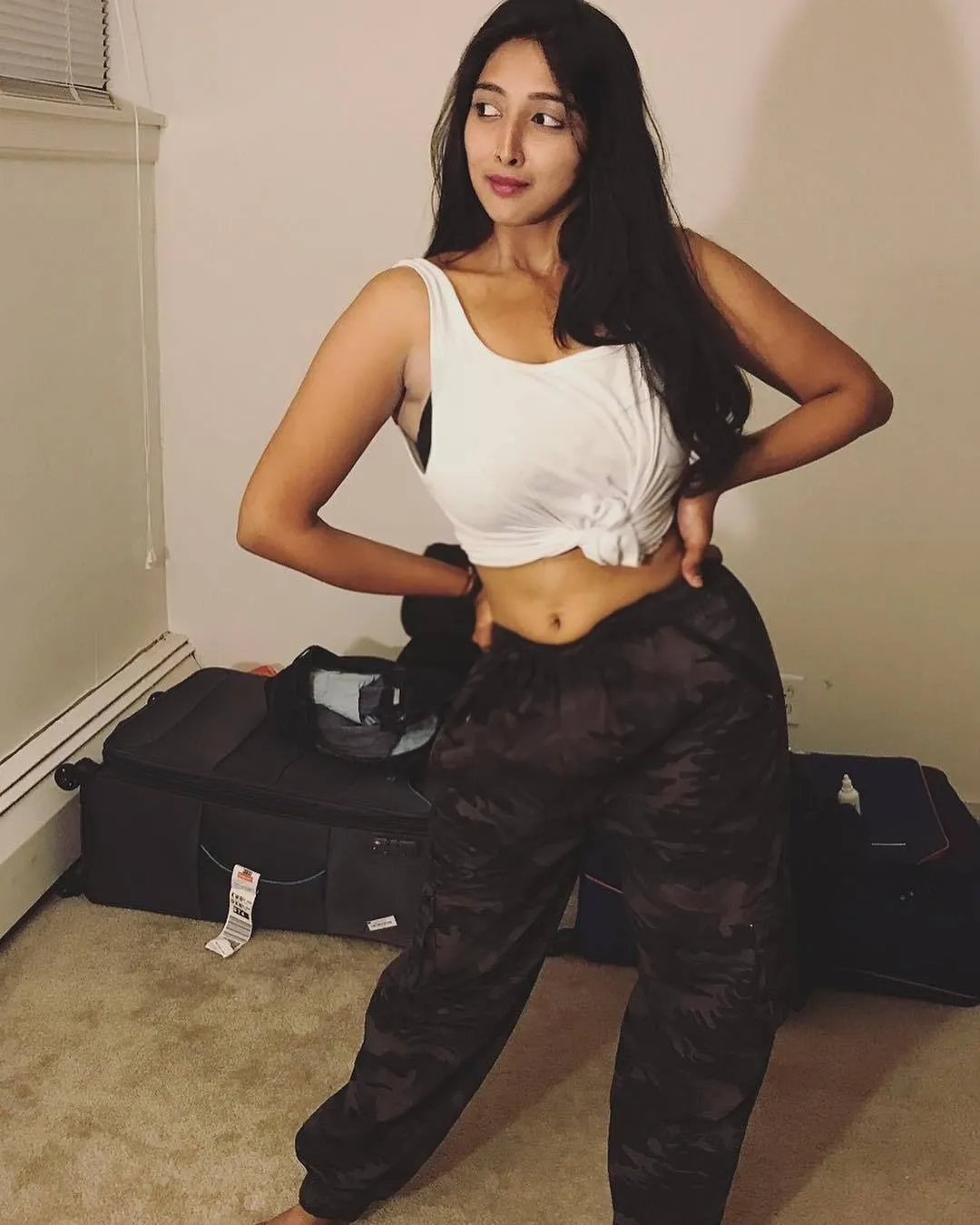 Well-Educated Charmy Dating Call Girl in Goa