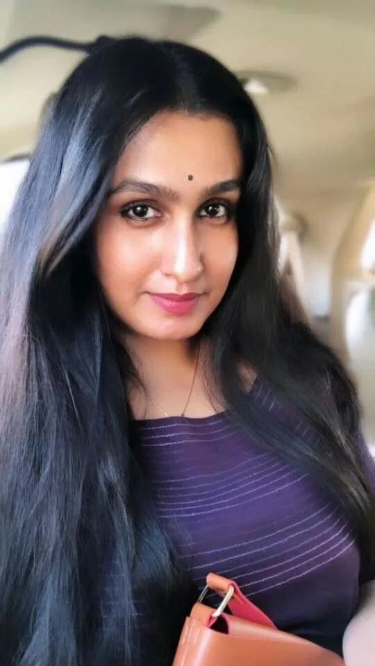 A Stunning Newly Married Call Girl in Indore for Sensual Hotel Service